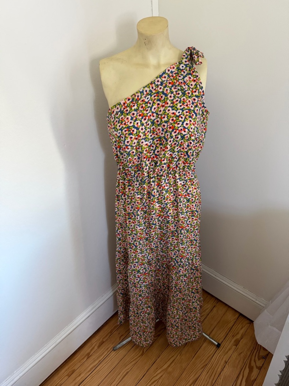 Floral One-Shoulder Dress in Blue, Green, pink, White